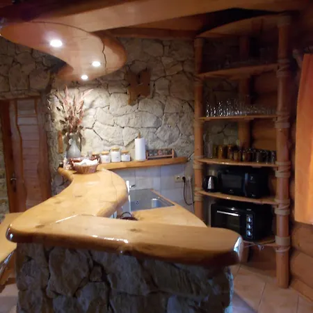 Sruby Suchy - Maly Srub Pro 6 Osob *